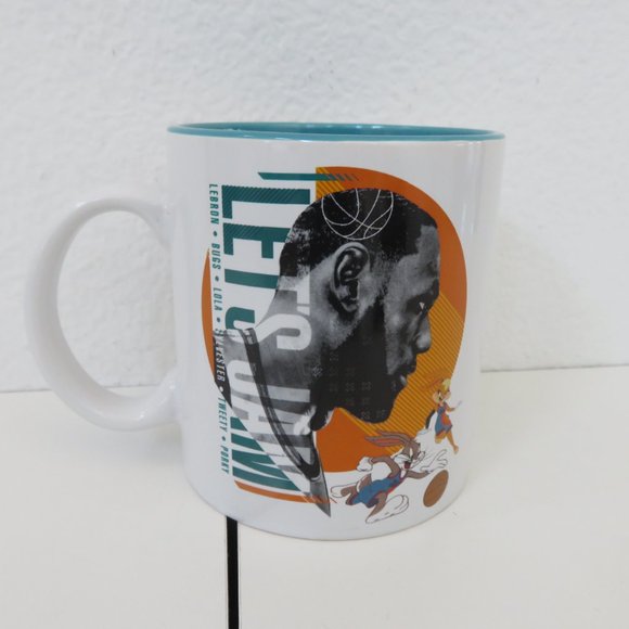 Looney Tunes Space Jam: A New Legacy Lebron James Mug Cup 20 oz. - Picture 2 of 4